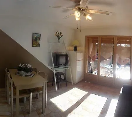 Au Mont Gaussier Ferienhaus